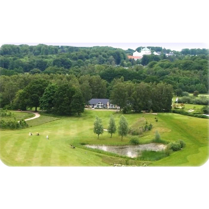 Stor golfoplevelse for 3 personer hos Fredensborg Golf Klub